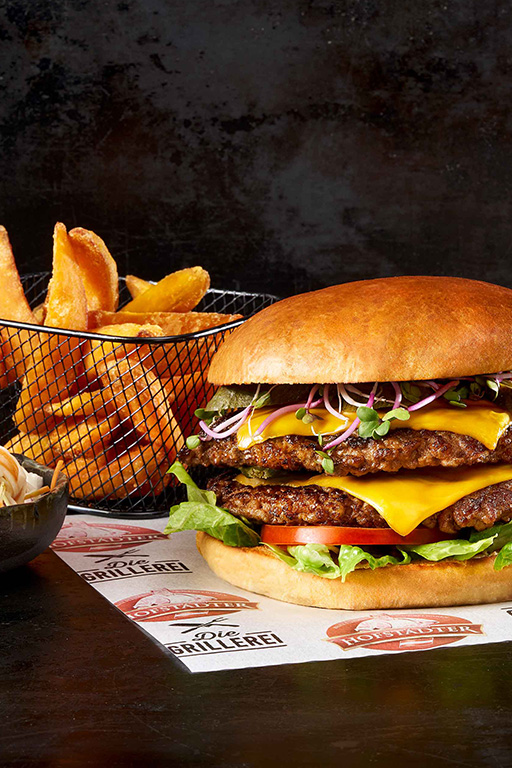 Hofstädter Smash Burger Serviervorschlag mit Wedges