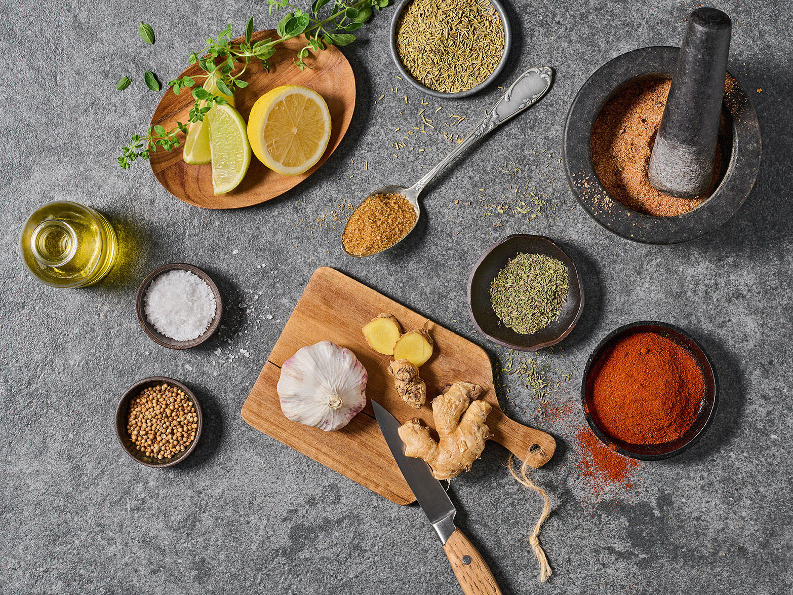 Gewürze und Kräuter für Schweinefleisch-Marinaden