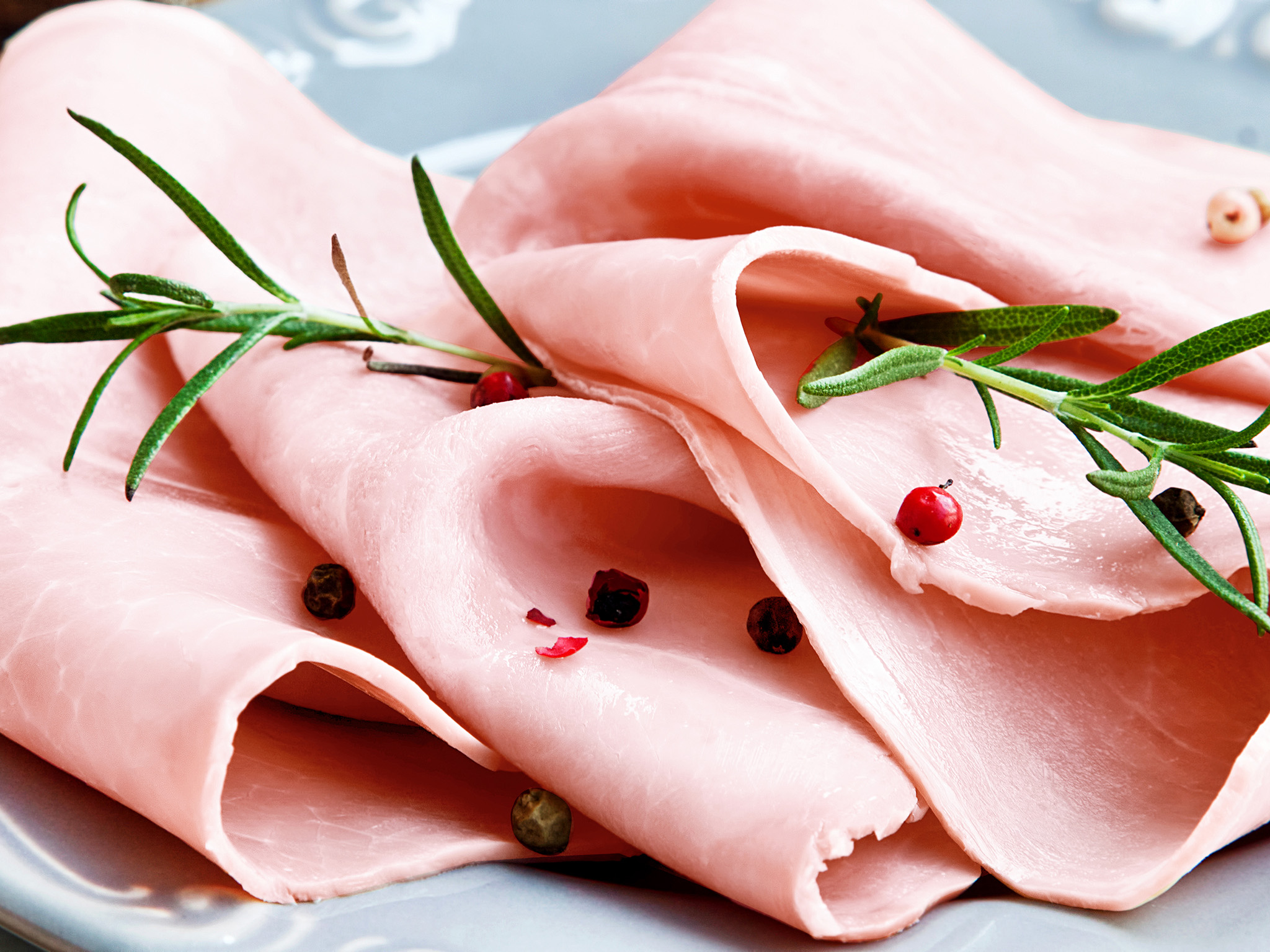 Kochschinken mit Rosmarin geschnitten