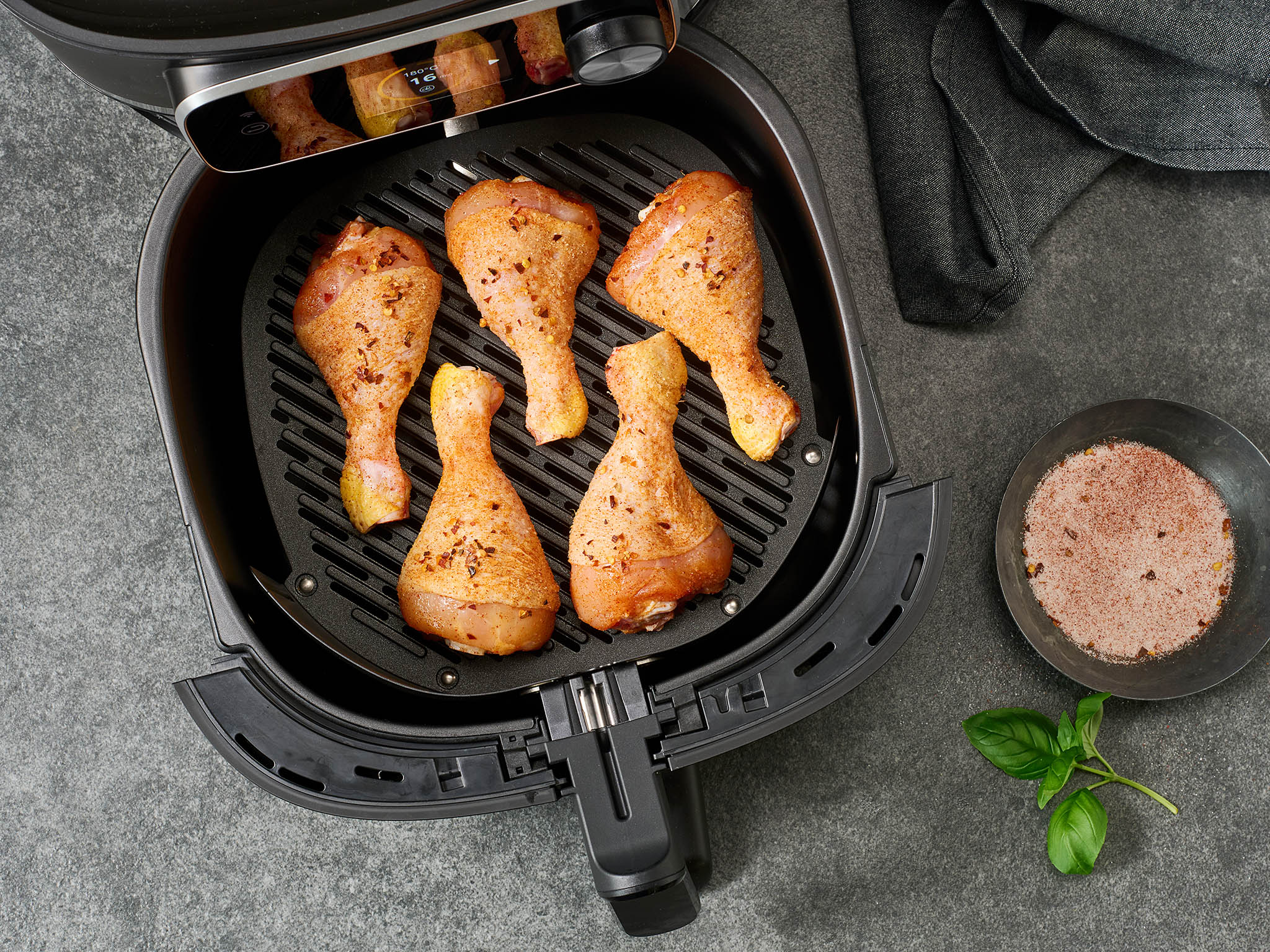 Hühnerkeulen im Airfryer zubereitet